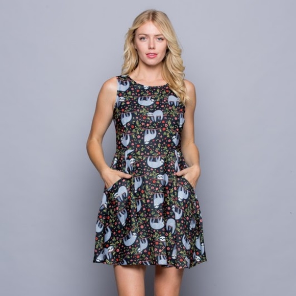 Sloth print skater dress with pockets - Picture 7 of 7